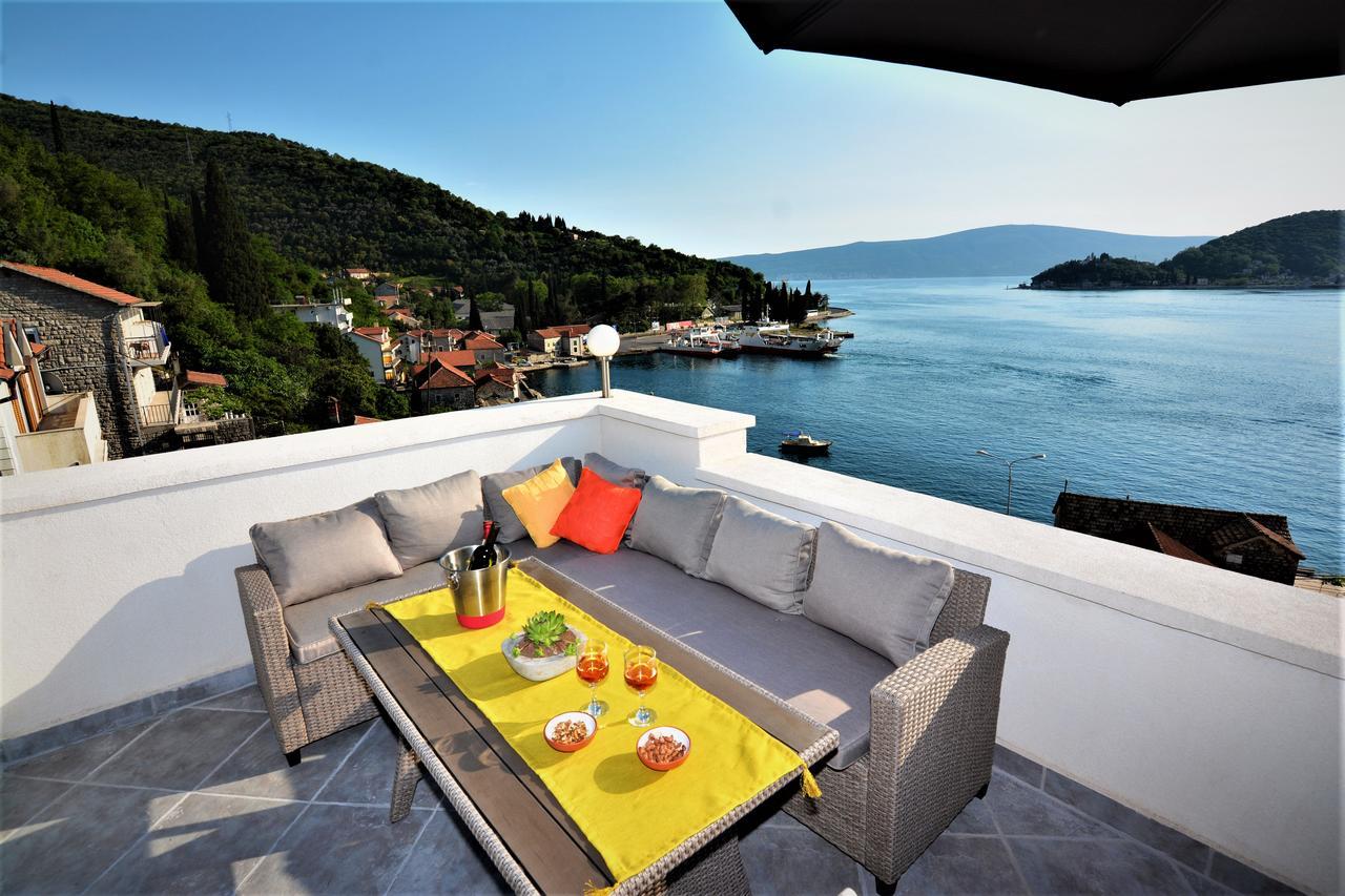 Апартаменты Tale House Montenegro Тиват Экстерьер фото